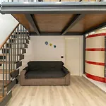 Spacious With Wifi And Ac & Parking *