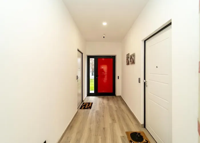 Lejlighed Spacious With Wifi And Ac & Parking Milano