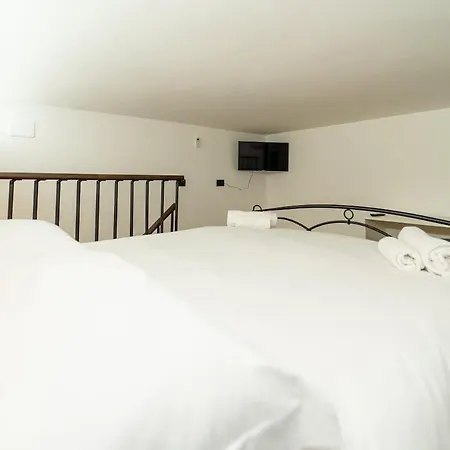 Lägenhet Spacious With Wifi And Ac & Parking Milano